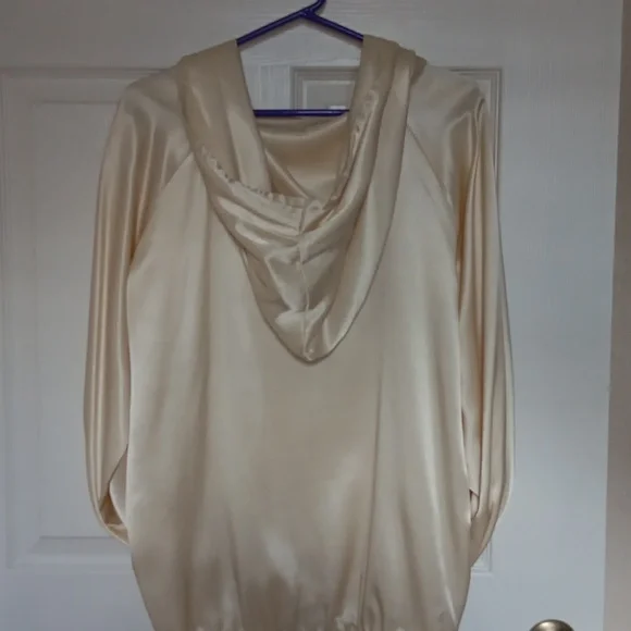 Vintage Cream Satin Pullover Hooded Sweatshirt.Size L - Picture 7 of 14